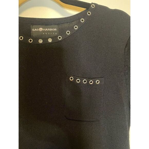 🔴 Y2K black short sleeve top with metal accents size PM - Picture 4 of 7